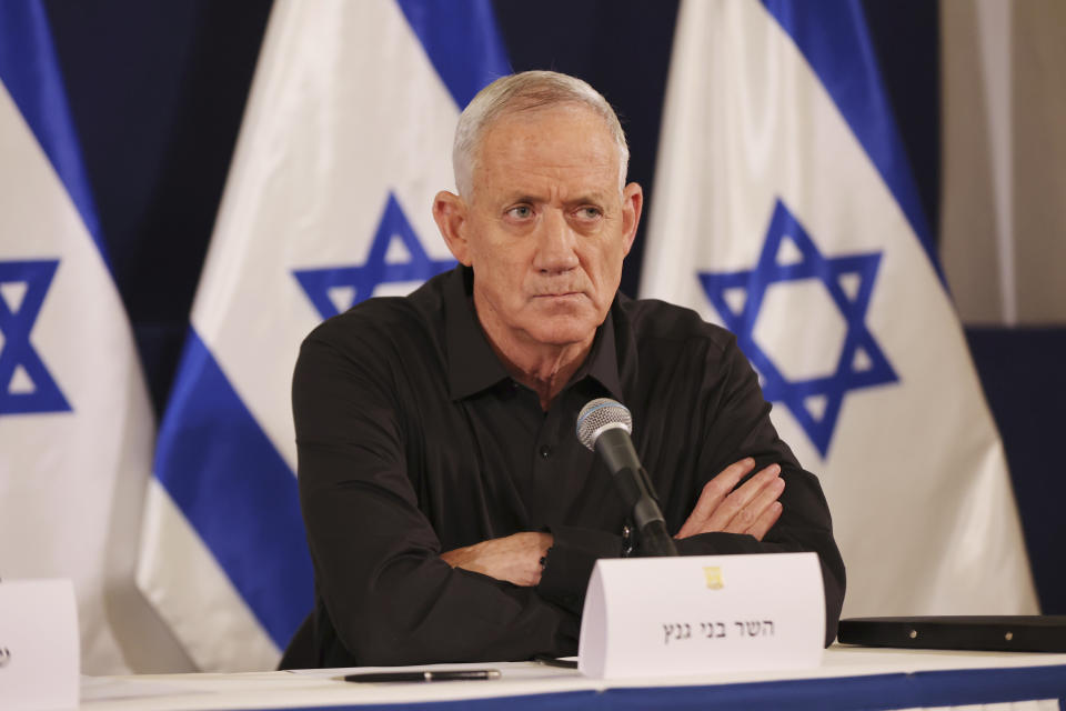 CORRECTS TO ISRAELI CABINET MINISTER BENNY GANTZ, NOT DEFENSE MINISTER YOAV GALLANT - FILE - Israeli Cabinet Minister Benny Gantz attends a press conference in the Kirya military base in Tel Aviv, Israel, on Oct. 28, 2023. (Abir Sultan/Pool Photo via AP, File)