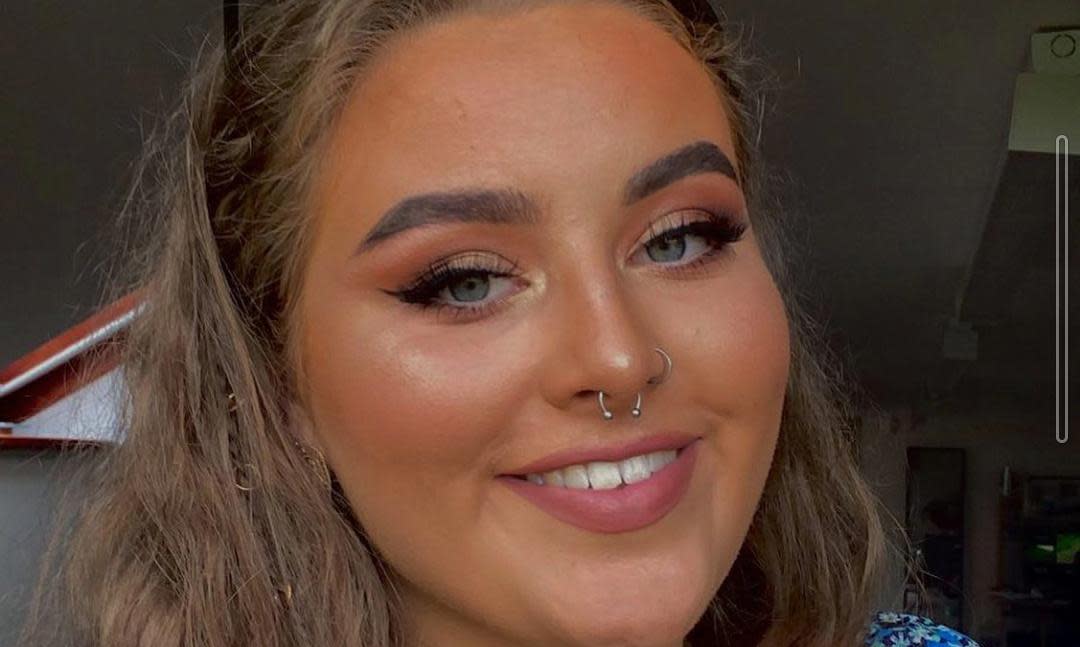 <span>Jeni Larmour, 18, who died on her first day at Newcastle University in 2020, after consuming a lethal combination of alcohol and ketamine</span><span>Photograph: supplied</span>