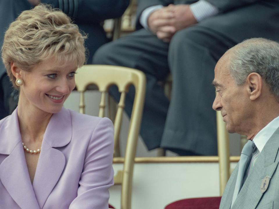 Elizabeth Debicki dans le rôle de Diana, princesse de Galles dans The Crown (Netflix)