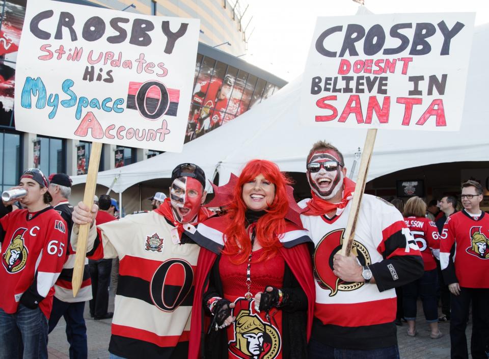 Best fan signs from the Stanley Cup playoffs