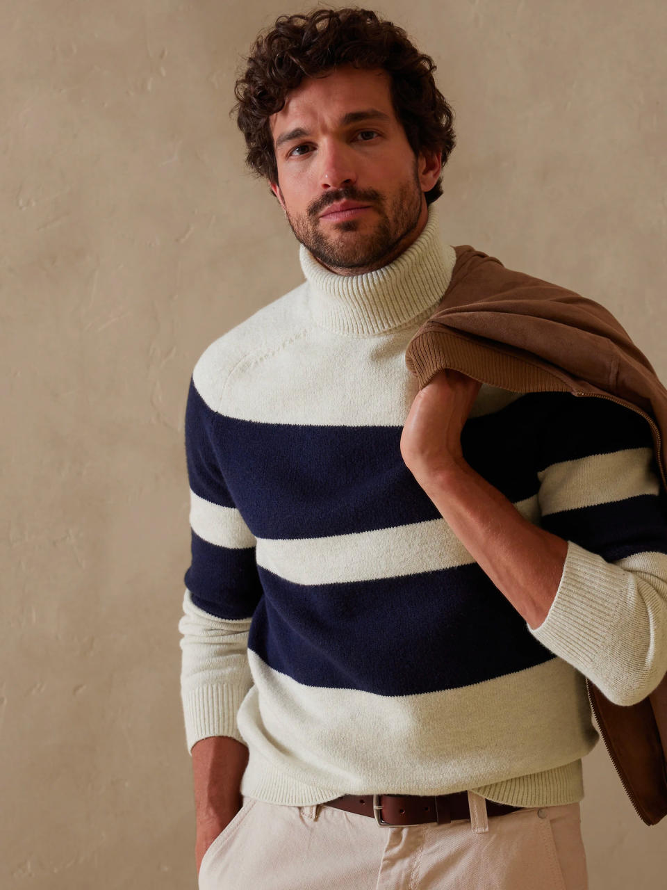 The Best Men's Turtleneck Sweaters for 2022