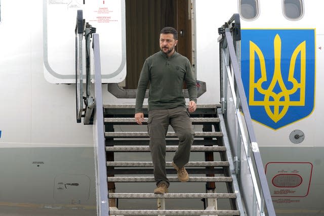 Ukrainian President Volodymyr Zelensky visits Ireland