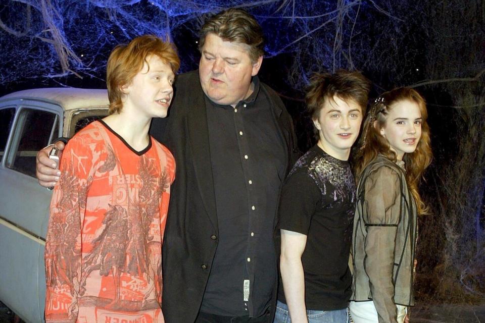 RUPERT GRINT, ROBBIE COLTRANE, DANIEL RADCLIFFE AND EMMA WATSON VIDEO LAUNCH OF 'HARRY POTTER AND THE CHAMBER OF SECRETS', LEAVESDEN STUDIOS, BRITAIN - 08 APR 2003