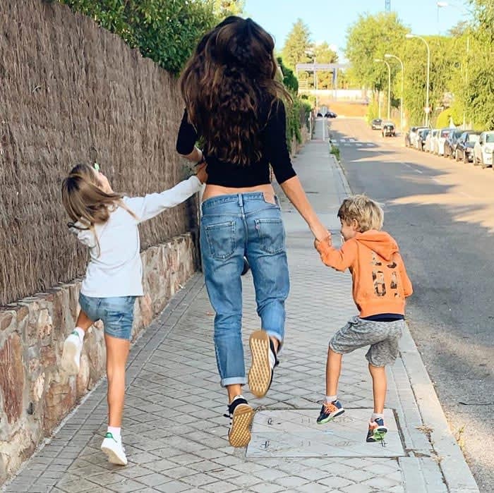 Olivia Molina con sus hijos Vera y Eric