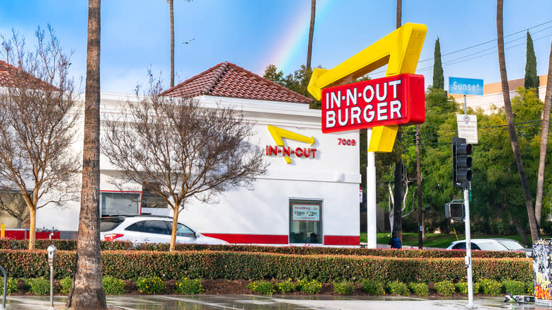 In-N-Out Burger storefront