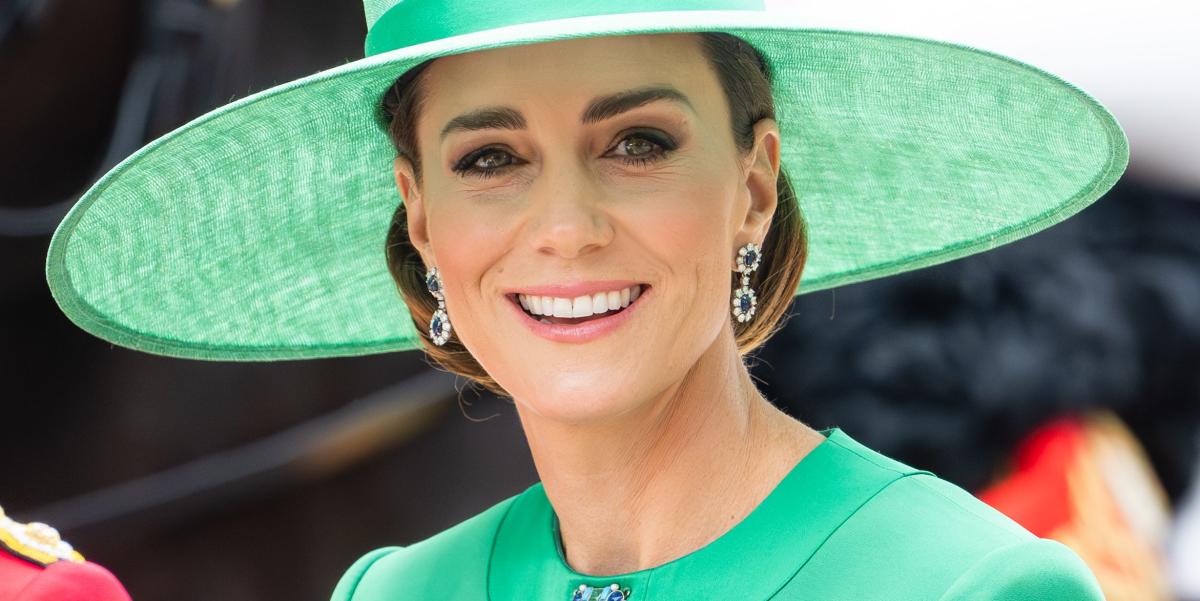 Princess Kate Is Gorgeous in a Bright Green Ensemble at Trooping the Colour