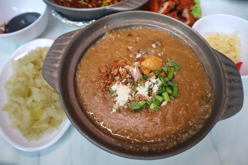 Feng Xiang Jem - fried porridge