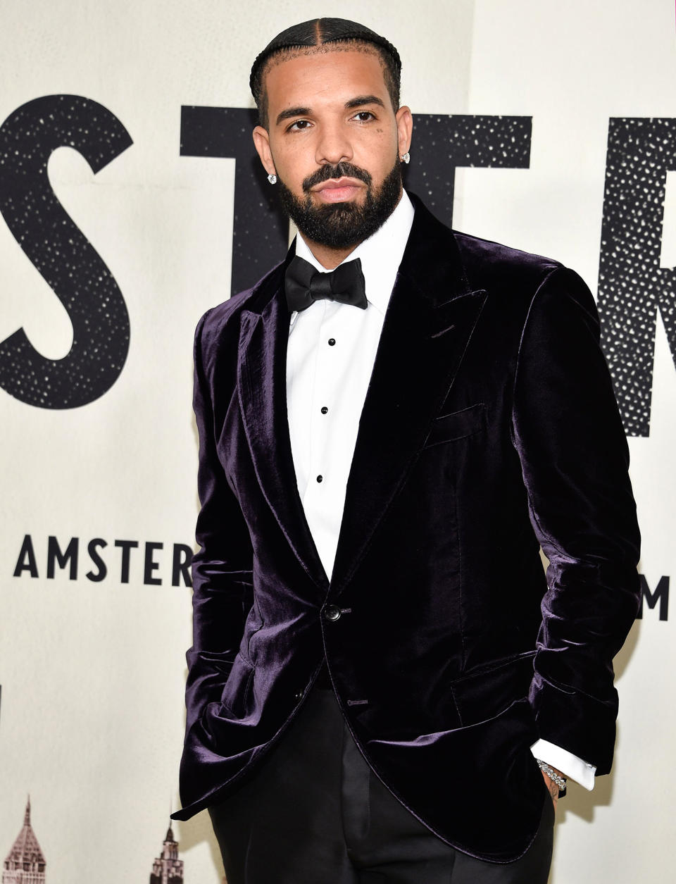 Drake Hints He’s Considering a ‘Graceful Exit’ From Music Industry: I Won’t ‘Force Myself to Compete’ - Yahoo Entertainment