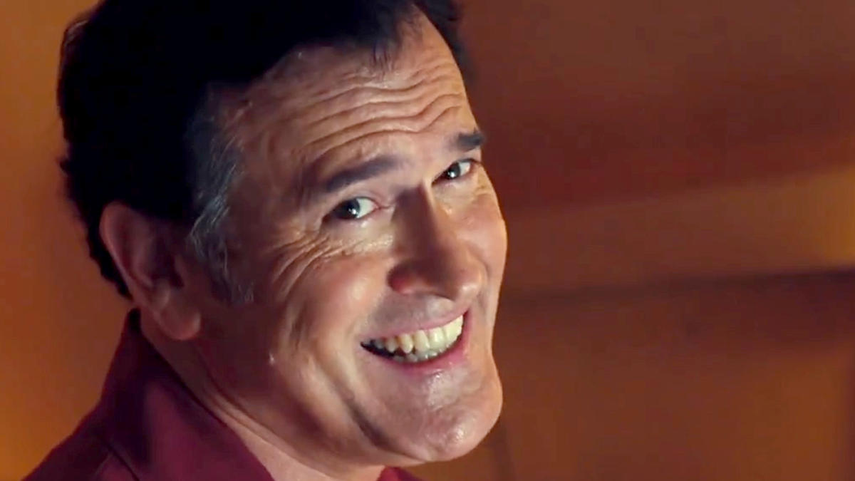 Bruce Campbell Needs A Girdle In First Four Minutes Of 'Ash Vs Evil Dead