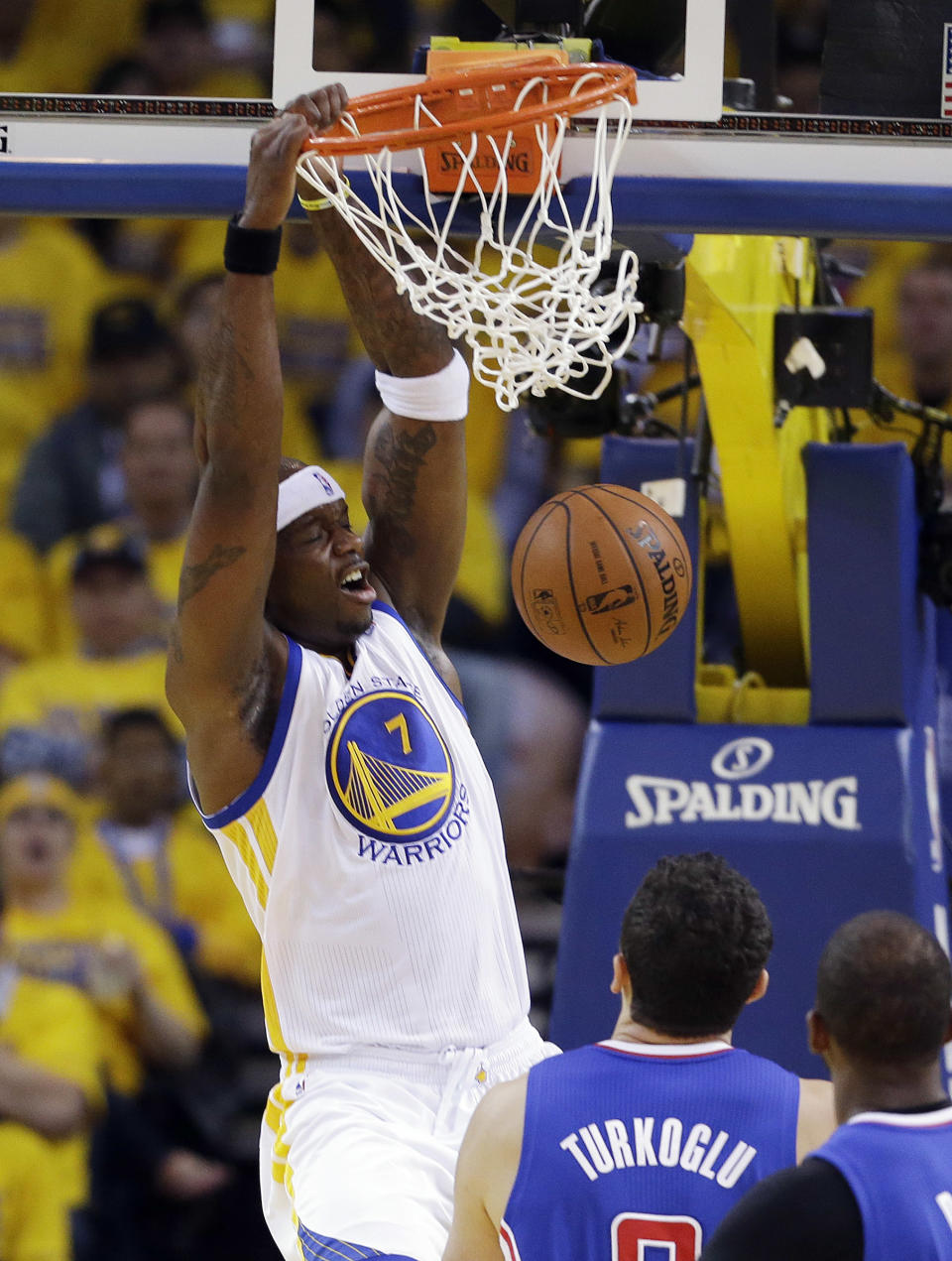 Golden State Warriors' Jermaine O'Neal (7) dunks against the Los Angeles Clippers during the first half in Game 4 of an opening-round NBA basketball playoff series on Sunday, April 27, 2014, in Oakland, Calif. (AP Photo/Marcio Jose Sanchez)