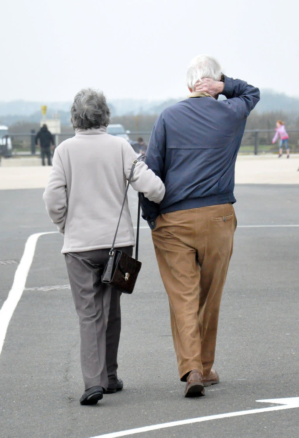 Woman struggle more than men with daily tasks as they age, a study has claimed (Kirsty O’Connor/PA) (PA Wire)