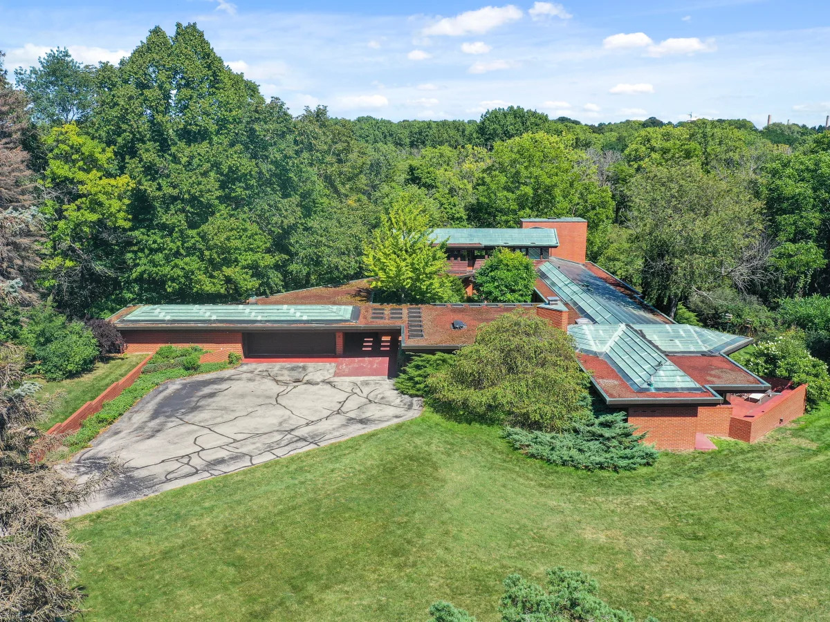 A Frank Lloyd Wright house in Wisconsin, listed for the first time in 68 years, ..