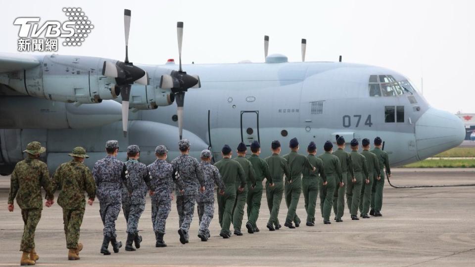 日本政府派出自衛隊搭運輸機前往蘇丹撤僑。（圖／達志影像美聯社）