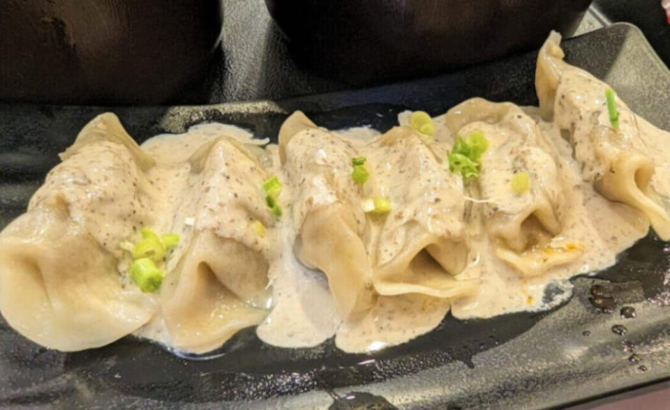 chinatown point - dumplings