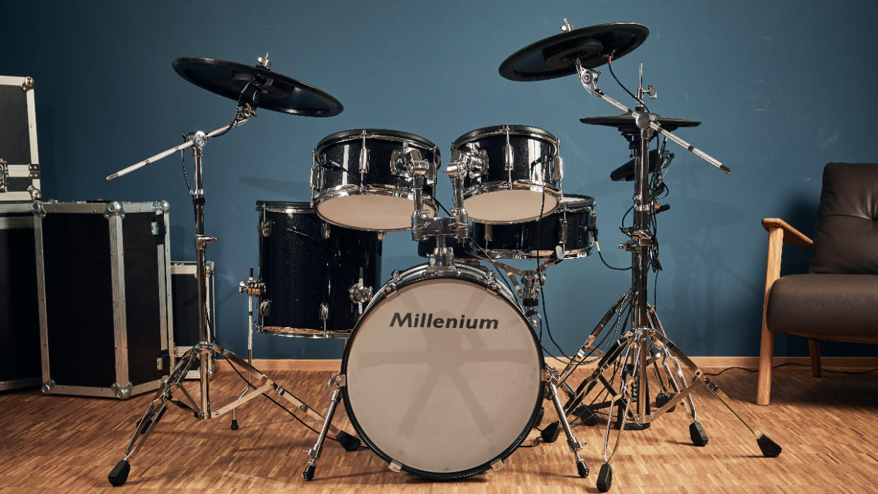  Millenium MPS-750X Pro Mesh electronic drum set with real drum shells 