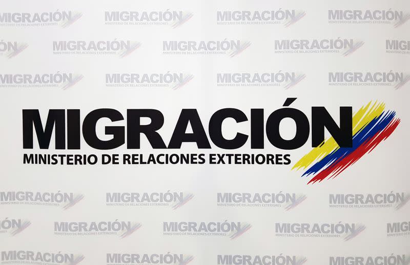 Foto de archivo. El logo de Migración Colombia en su sede principal en Bogotá