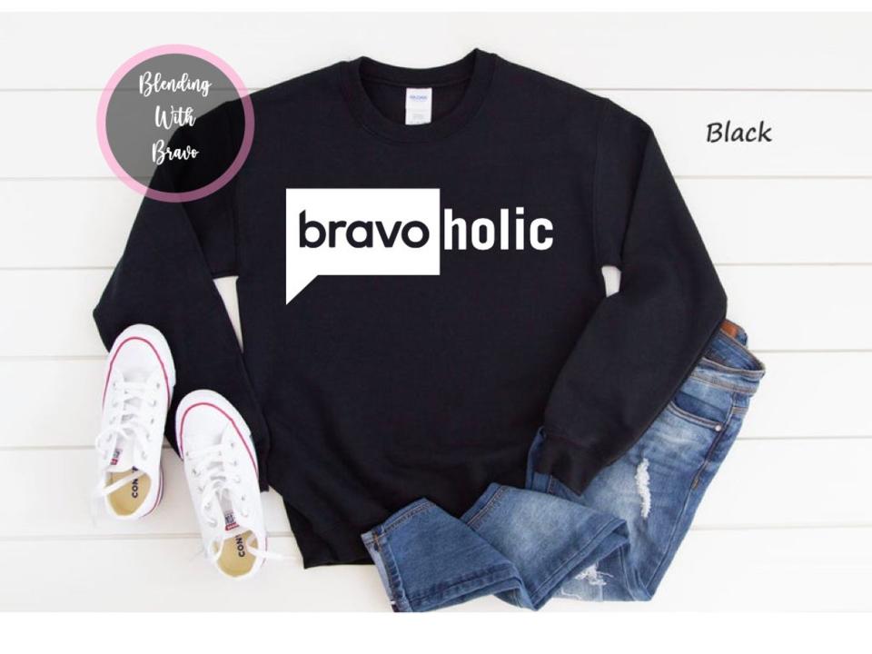 bravoholic-sweater