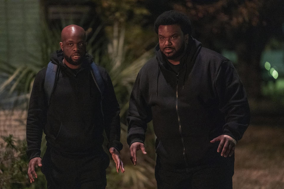 KILLING IT — “Desperate Measures” Episode 109 — Pictured: (l-r) Rell Battle as Isaiah, Craig Robinson as Craig — - Credit: Skip Bolen/Peacock