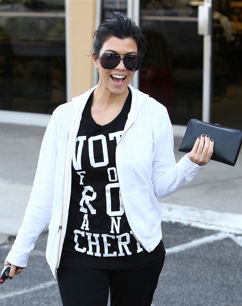 Kourtney Kardashian Shopping