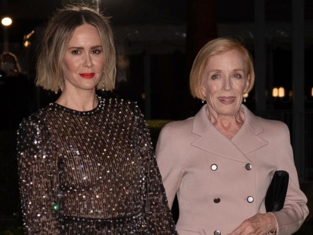 Sarah Paulson's Loving Tribute to Girlfriend Holland Taylor Proves They're  Soulmates: 'The Only One'