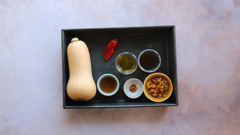 Ingredients for roasted hassleback squash