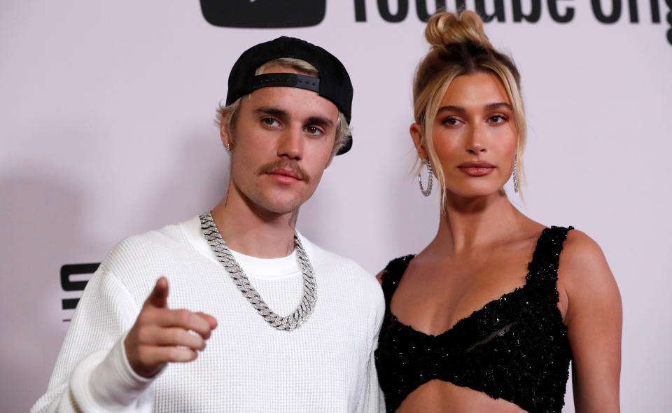 Hailey Fala Sobre Ter Roubado Justin E Conversa Com Selena