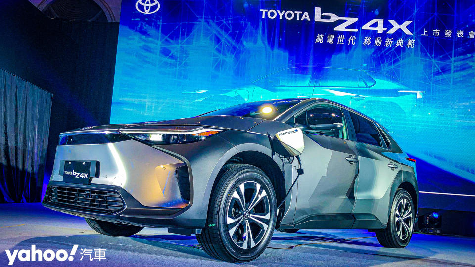 2022 Toyota純電戰略型休旅bZ4X在台上陣！159.9萬元單一規格帶電啟程！