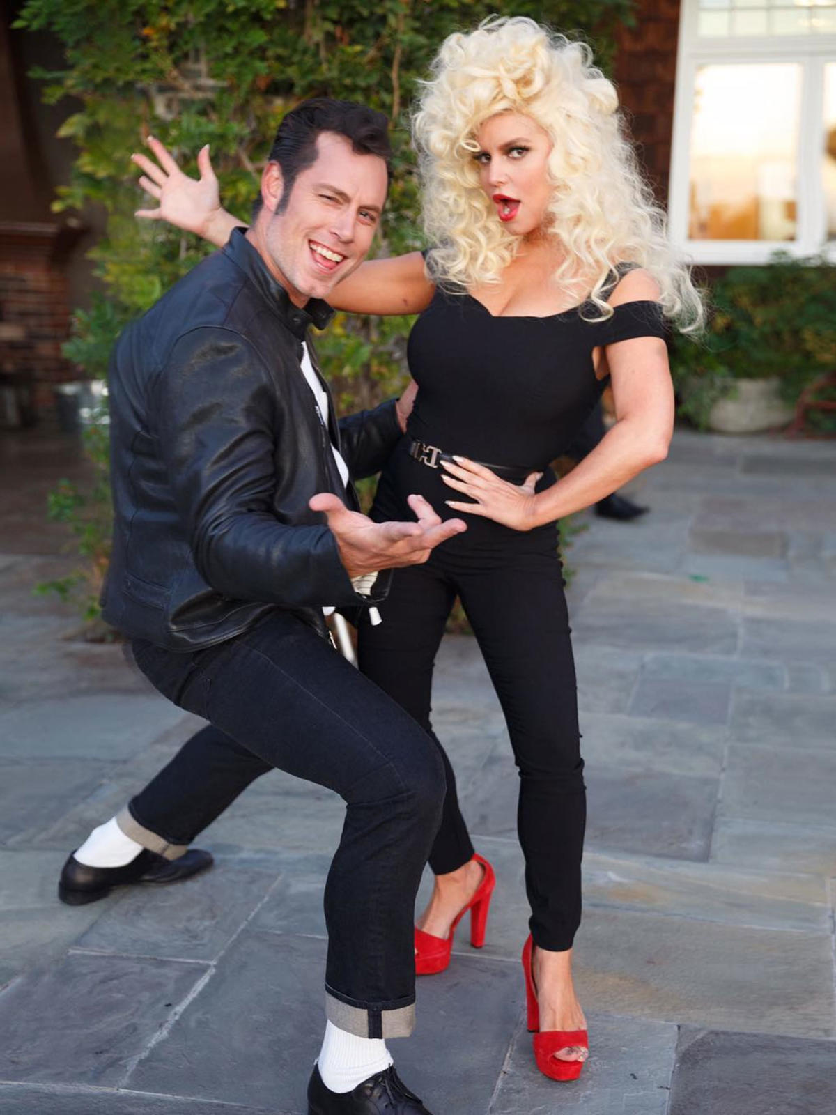 Sandy from Grease costume  Cute halloween costumes, Halloween outfits,  Holloween costume