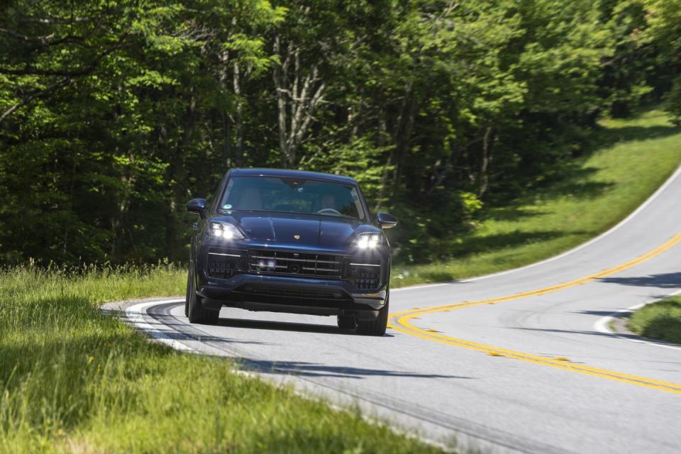 2025 porsche cayenne gts