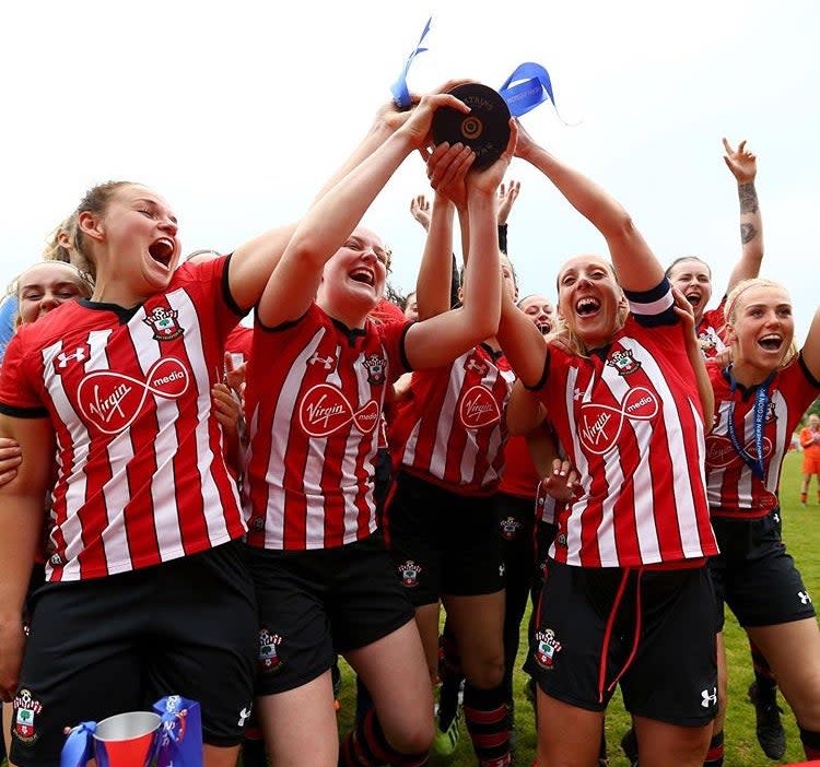 Southampton FC Women celebrate a victory (Shelly Provan)