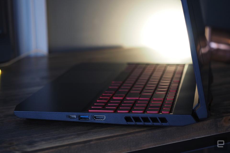 Hands-on images of Acer's Nitro 5