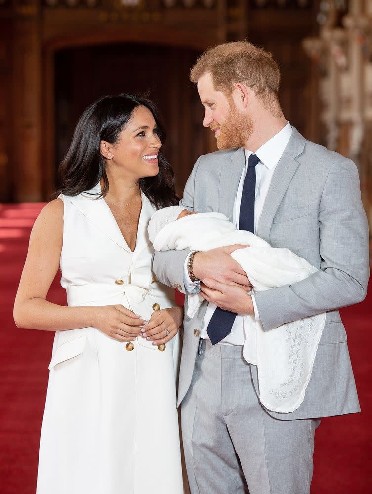 When Meghan Markle and Prince Harry presented their new son to the world, the Duchess rocked her baby bump, proving that a "mummy tummy" doesn't disappear as soon as you've given birth.