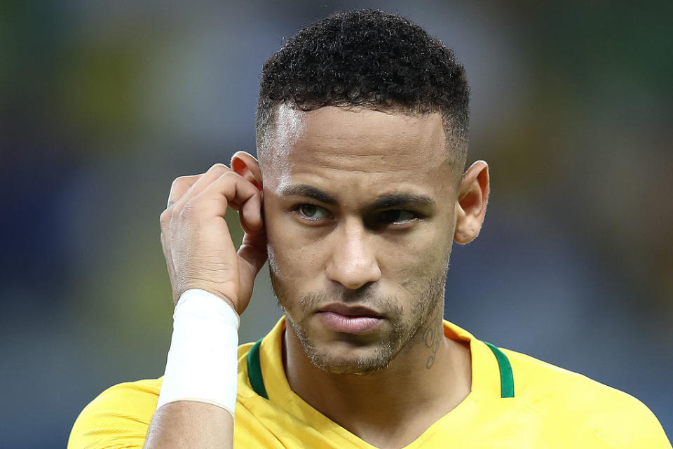 <p>No. 18 (tie): Neymar <br> Age: 24 <br> Earnings: $37.5 million <br> (Photo by Buda Mendes/Getty Images) </p>