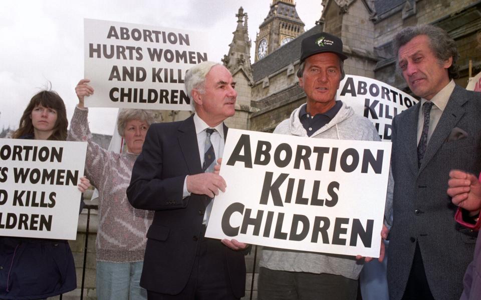 Greenaway in 1993 with the singer Pat Boone and Vivian Bendall MP