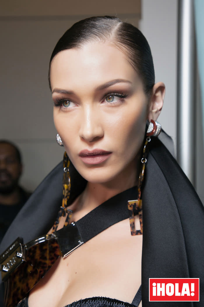 bella-hadid-imaxtree