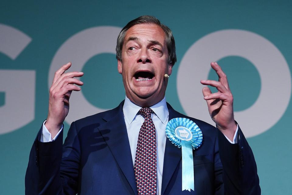 Nigel Farage ‘becomes trapped on Brexit Party bus as he is targeted by people holding milkshakes’