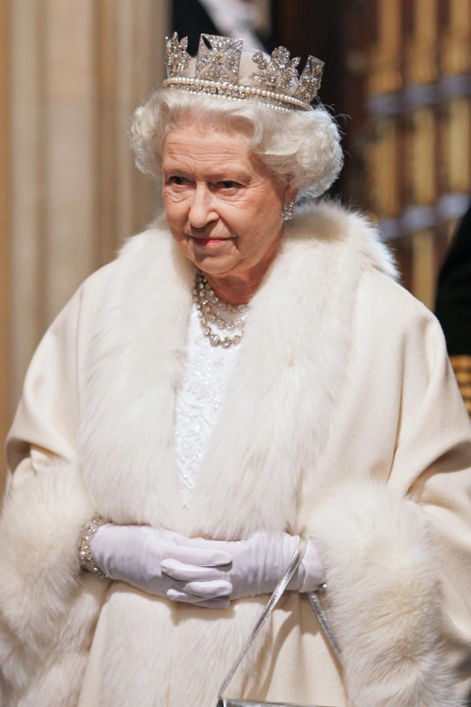 At the state opening of parliament in 2007, the queen wore a robe coat trimmed with white fur.