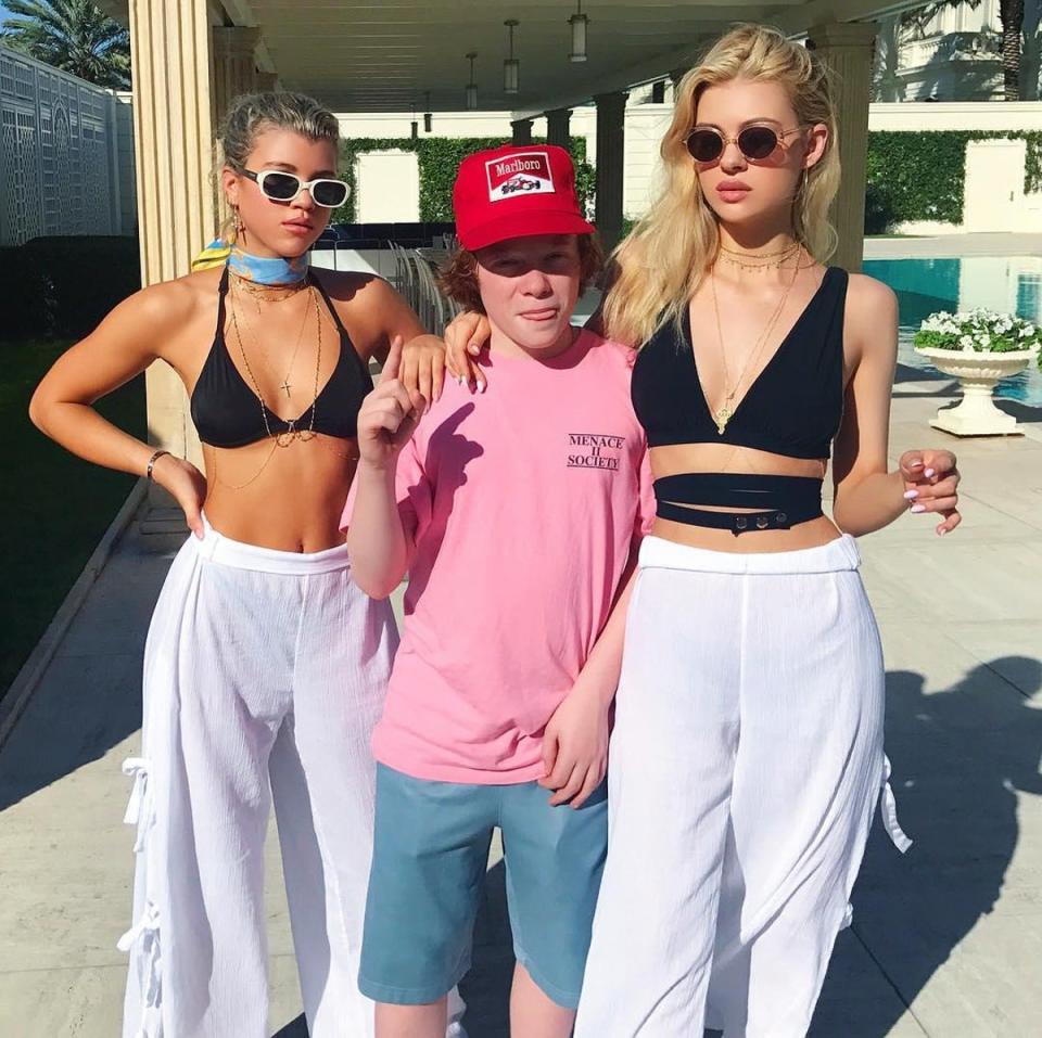 Nicola Peltz with her youngest brother and friend Sofia Richie (Instagram/@nicolapeltz)