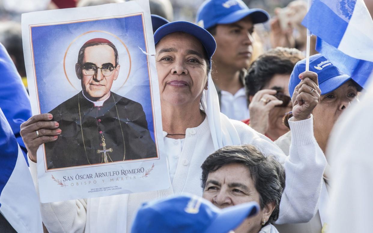 Faithfuls from Salvador attended the canonisation ceremony for Archbishop Oscar Romero - Corbis News