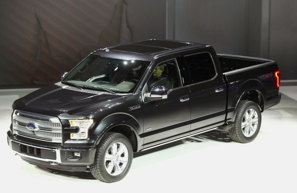 Women in the survey said that 32% of attractive men drive pickups, with black (53%) being the color of choice. They also ranked Ford as the top maker, meaning this aluminum-bodied 2015 Ford F-150 should tick all the right boxes.