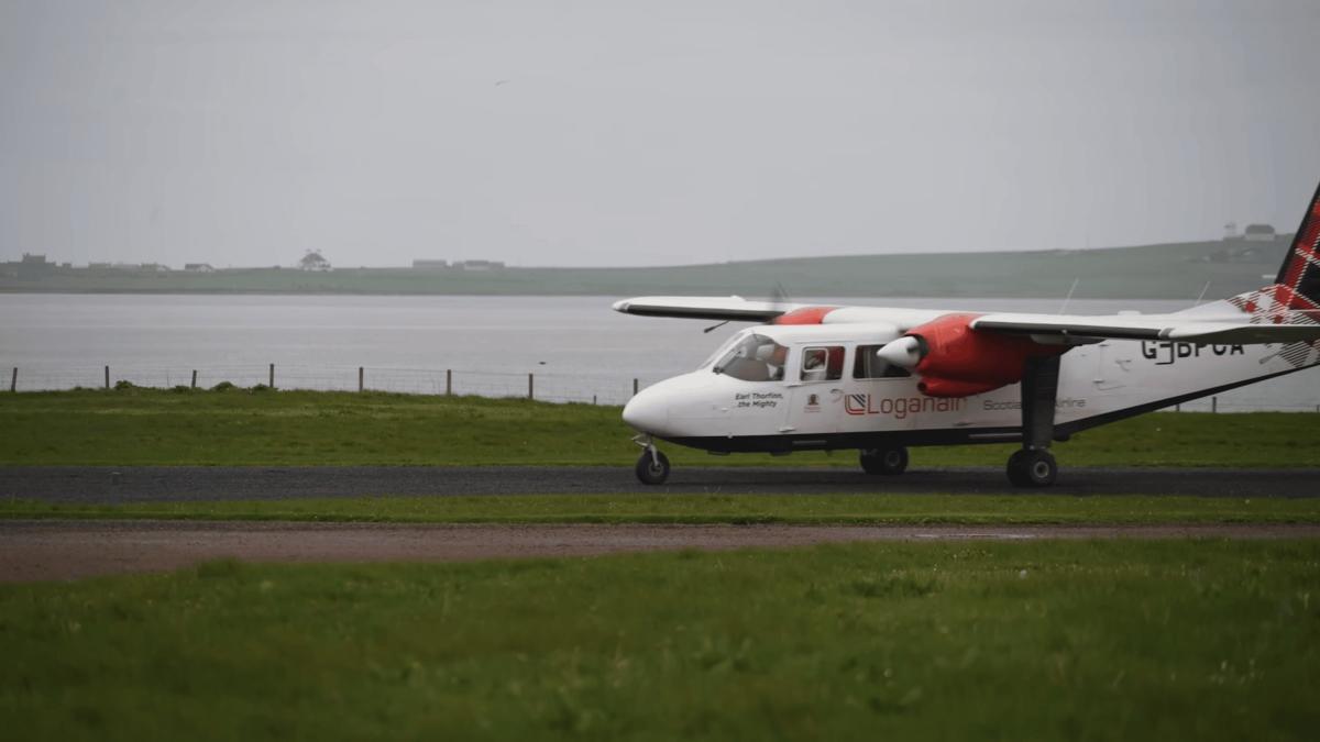 We Flew the World’s Shortest and Longest Commercial Flights: Here’s What It Was Like