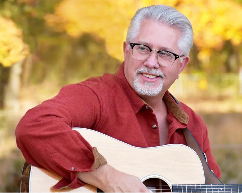 Daryl Mosley, an award-winning gospel and bluegrass singer-songwriter, will entertain in Rochester.