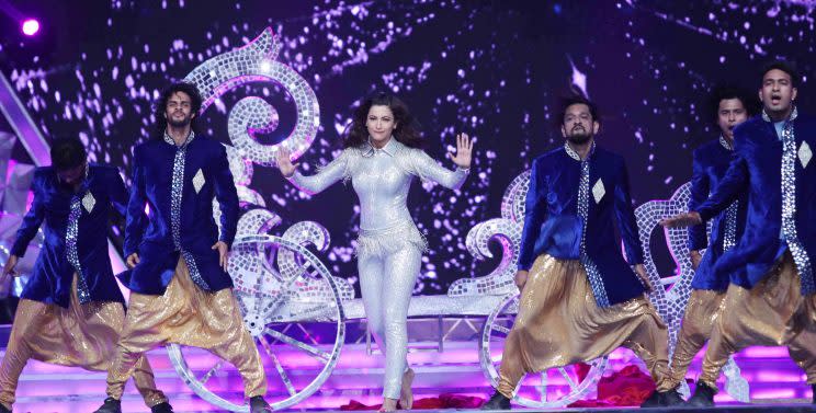 Bollywood thanks the Police department for their service at the Umang Mumbai Police Show