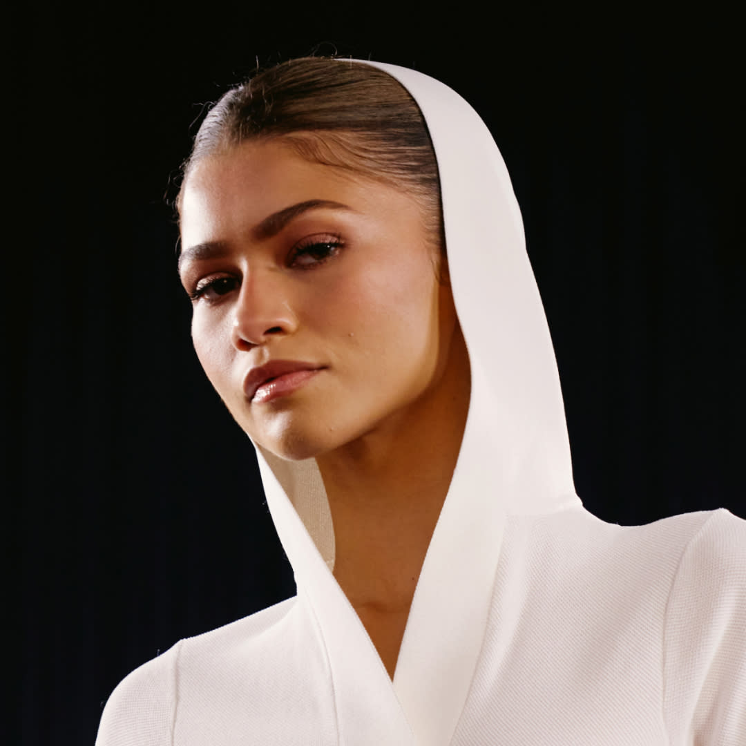  NEW YORK, NEW YORK - APRIL 24: Zendaya poses as Challengers Trio Kickoff Summer Movie Season in the Big Apple on April 24, 2024 in New York City. . 