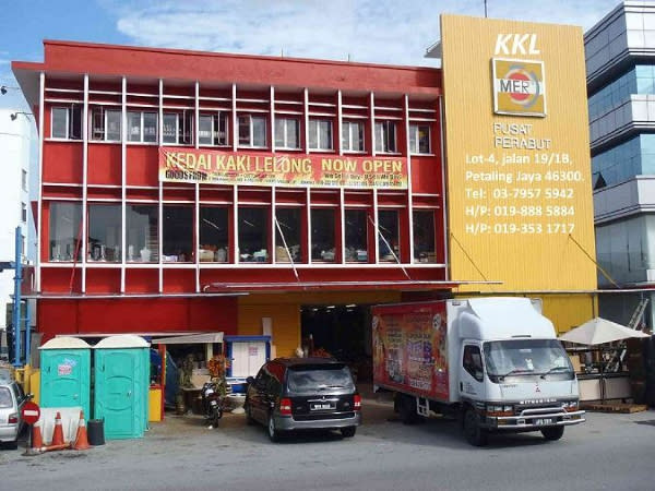 furniture malaysia, second hand furniture, second hand shop, second hand furniture shop in kl, second hand furniture selangor, second hand shop malaysia, second hand furniture puchong, second hand furniture shop, second hand furniture kl, second hand furniture penang, second hand furniture klang valley