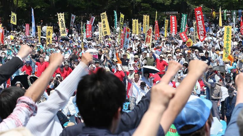 疫情間不斷產生的惡意資遣狀況，讓日本勞工開始積極加入工會，以維護自身權益。（Photo from網路截圖）