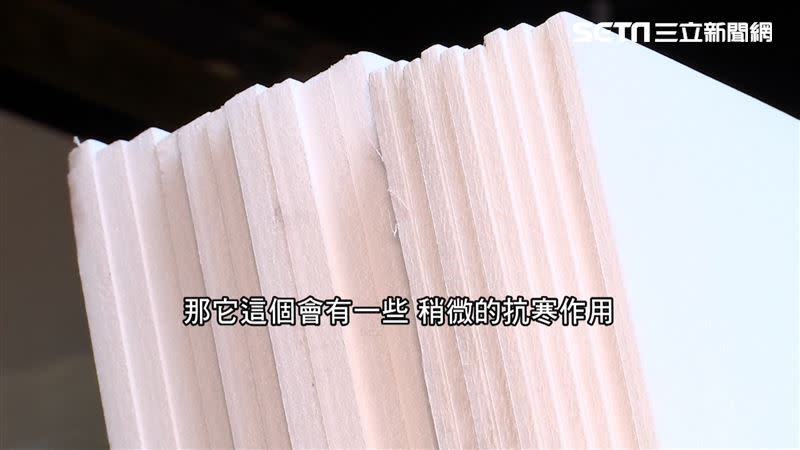 日韓使用的鋁箔棉捲建材，能夠隔絕室內外的溫差。