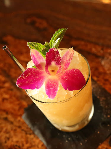 Tiki cocktails