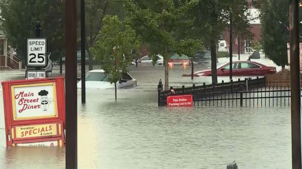 PHOTO: Cars sit in floodwaters in St. Louis, Mo., July 26, 2022, after heavy rains caused flash flooding. (Courtesy NewsNation )