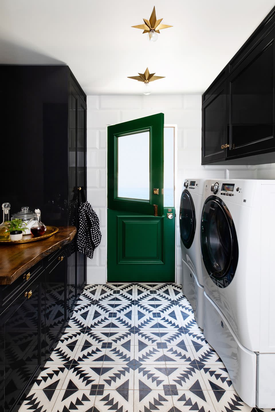 24) Jewel-Box Laundry Rooms